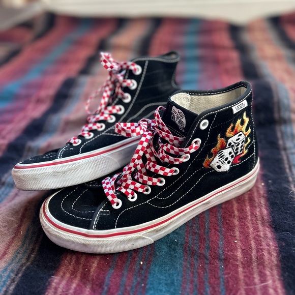 Unique Vans - Picture 1 of 5